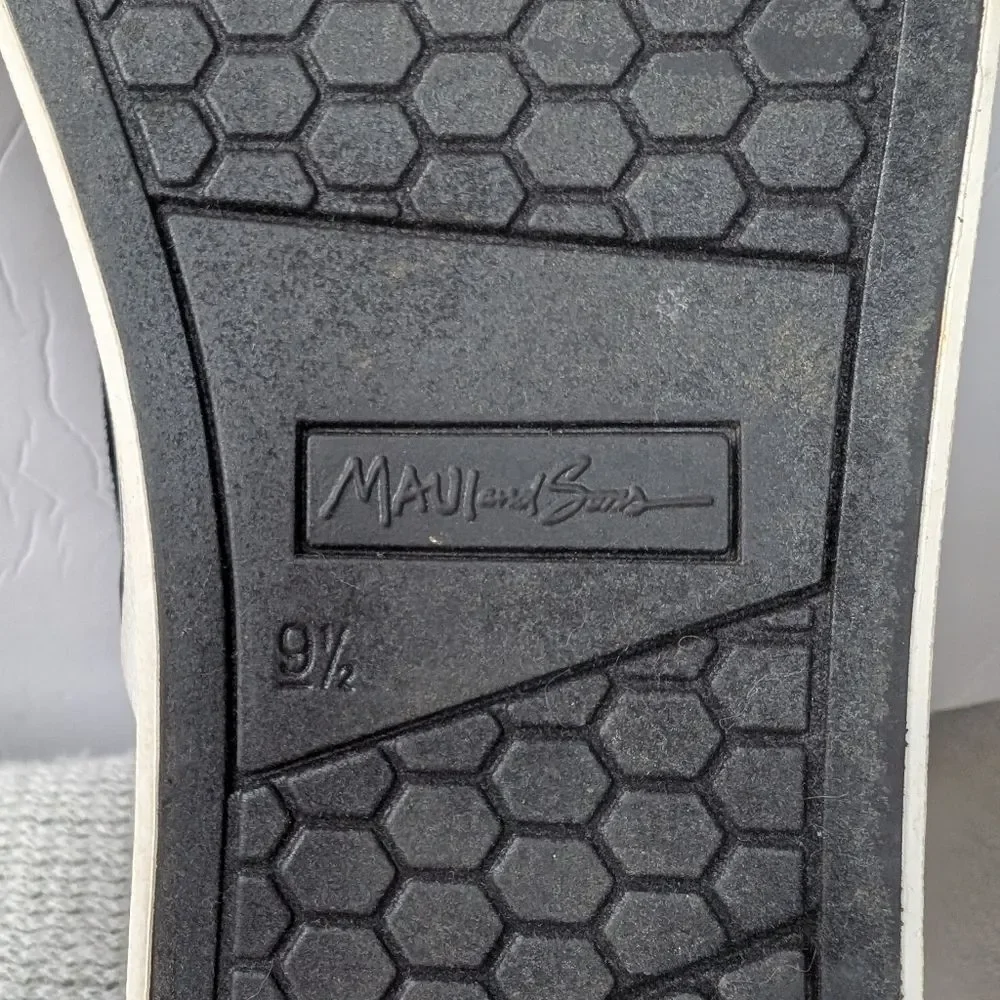 Maui and Sons Slip On Canvas Shoes Skull 9.5